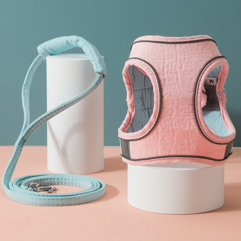 Comfortable & Secure Outdoor Walking Vest